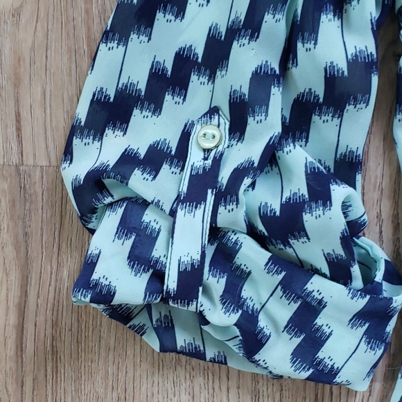 EUC🦋 a.n.a. Lightweight Blouse XL - Picture 3 of 6